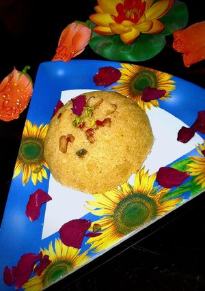 A picture of Halwa /sheera.