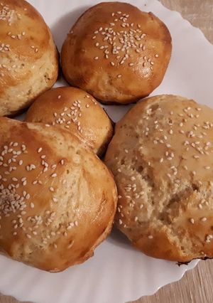 Une photo de Buns à burger moelleux à la machine à pain