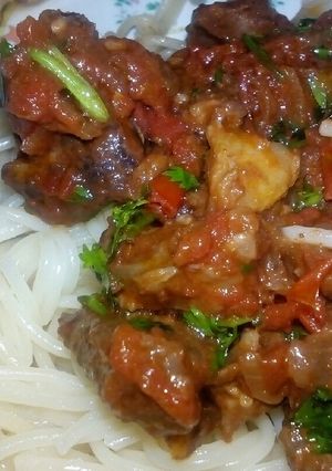 A picture of Spaghetti with beef.