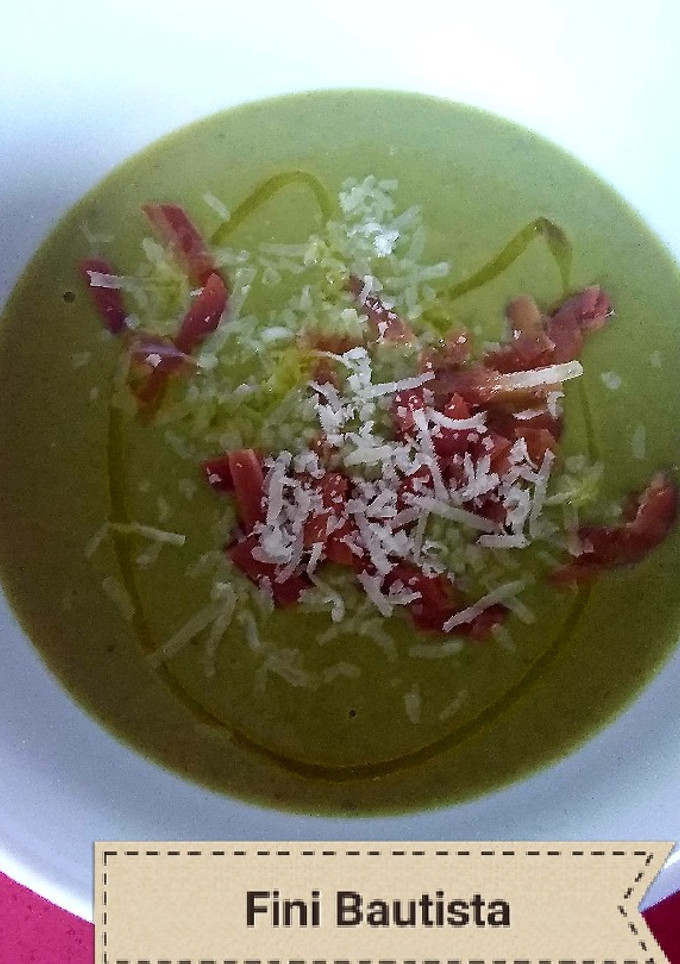 Una foto de Crema de espárragos