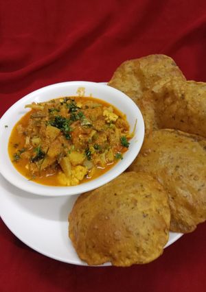 A picture of Mix vegetable and masala puri(no onion and garlic).