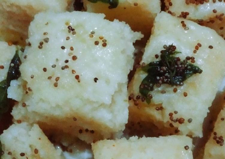 Suji dhokla