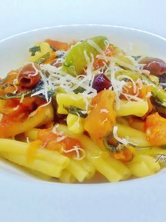 Foto di Caserecci piccanti con cime di catalogna e ciliegino