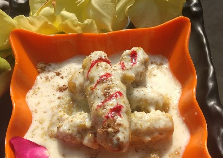 Recipe of Any-night-of-the-week Stuffed Sweet potato rolls in milk rabri