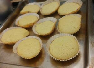 Una foto de Cupcakes de vainilla muy sencillo