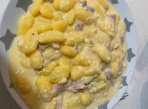 Foto principal de Gnocchi carbonara