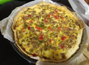 Una foto de Quiche de carne con verduras