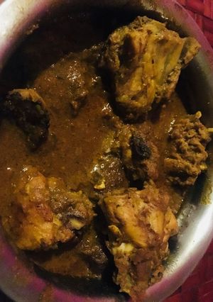A picture of Chicken kosha.