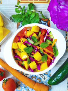 Foto resep Salad Mangga dan Kol Ungu
