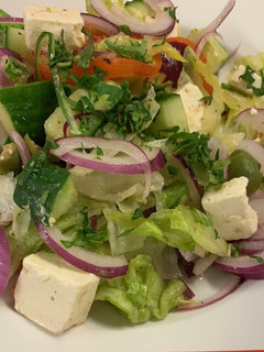 A picture of Greek salad.