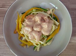 Une photo de Tagliatelles de Courgettes et Crevettes au Curry