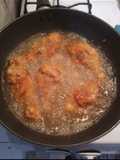 Pollo frito empanado