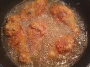 Una foto de empanada de pollo frito