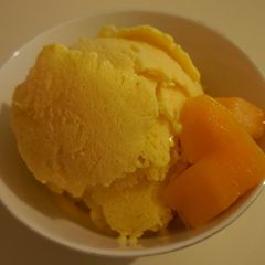 A picture of Mango Ice-cream - only 3 ingredients.