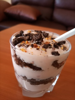 A picture of Oreo Parfait.