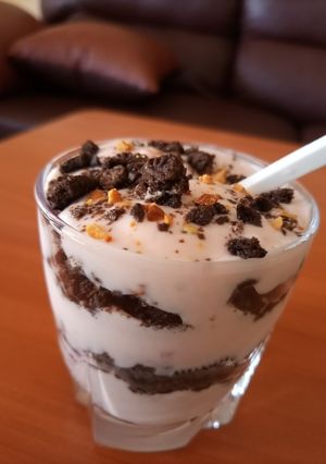 A picture of Oreo Parfait.