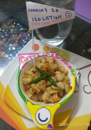 A picture of Falahari aloo.