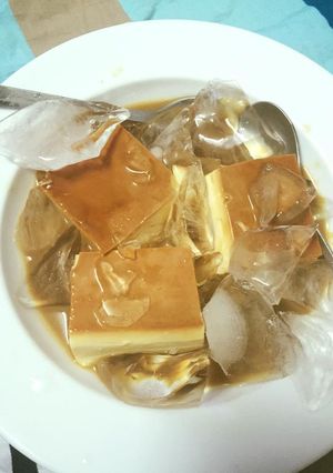Hình của món Flan caramel.