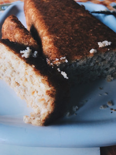 Una foto de Budín de Limón 🍋 y Coco🥥