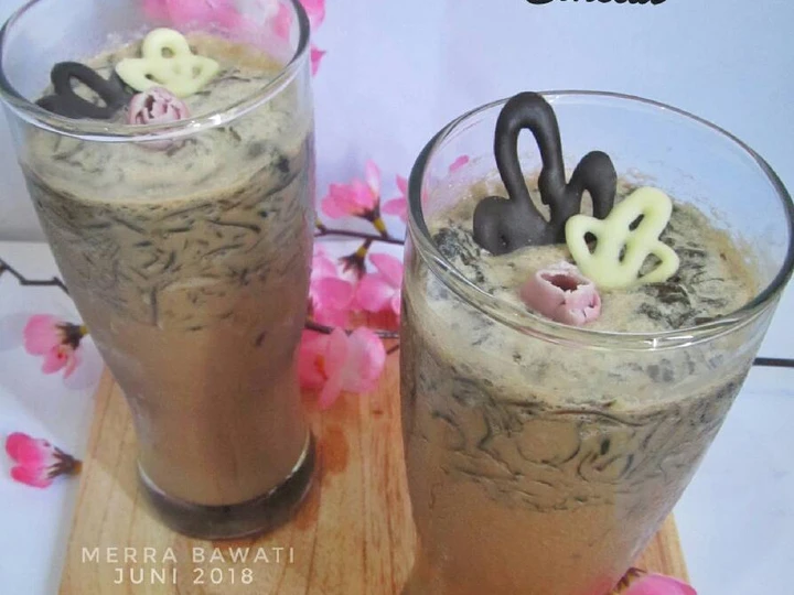 Cara Gampang Menyiapkan Resep Es Cappucino Cincau yang  Bikin Ketagihan Anti Ribet, Menggugah Selera