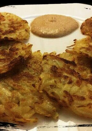 Potato chilla रेसिपी मुख्य फोटो