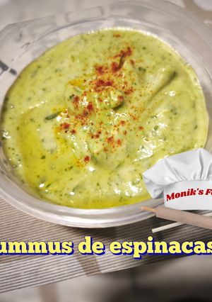 Una foto de Hummus de Espinaca