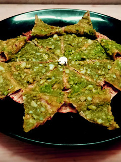आलू पालक पराठा (aloo palak paratha recipe in marathi) रेसिपी चे मुख्य फोटो