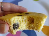 Bocaditos húmedos de ricota limón y pasas. Sin TACC
