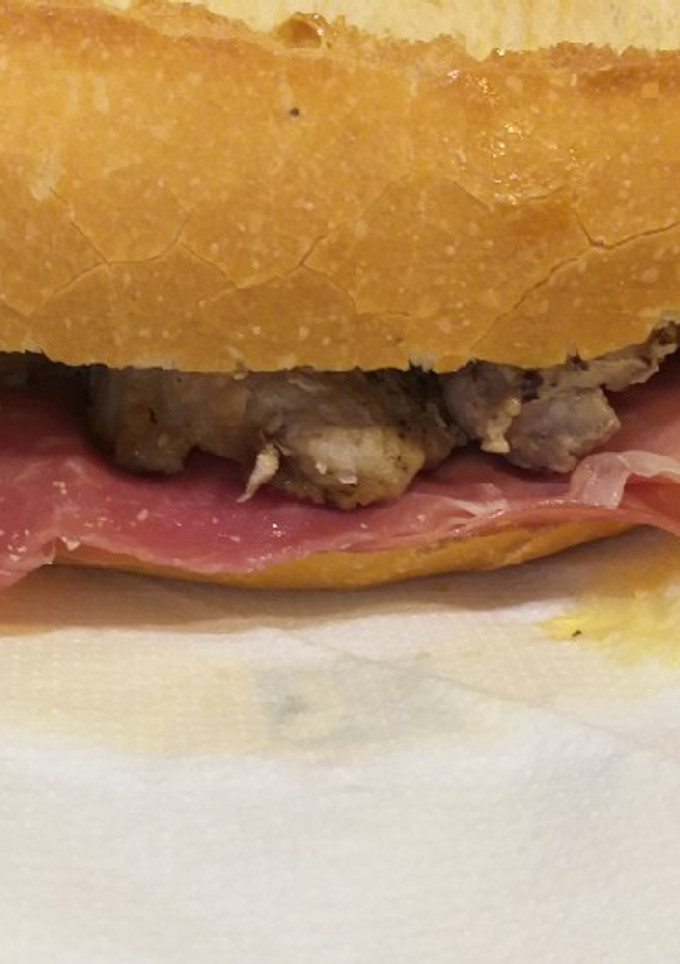 Una foto de Bocata de caprichoso