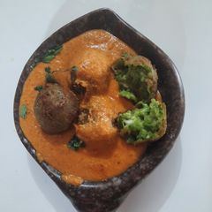 A picture of Matar paneer kofta.