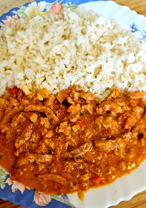 Tárkonyos sertés csíkok recept fotója