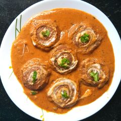 A picture of Soya Chunk Kabab Curry.