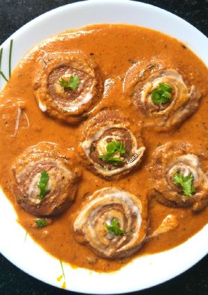 A picture of Soya Chunk Kabab Curry.