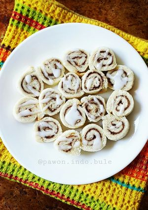 A picture of No Bake Cinnamon Roll.