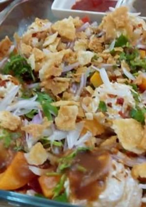 A picture of Papri chat.