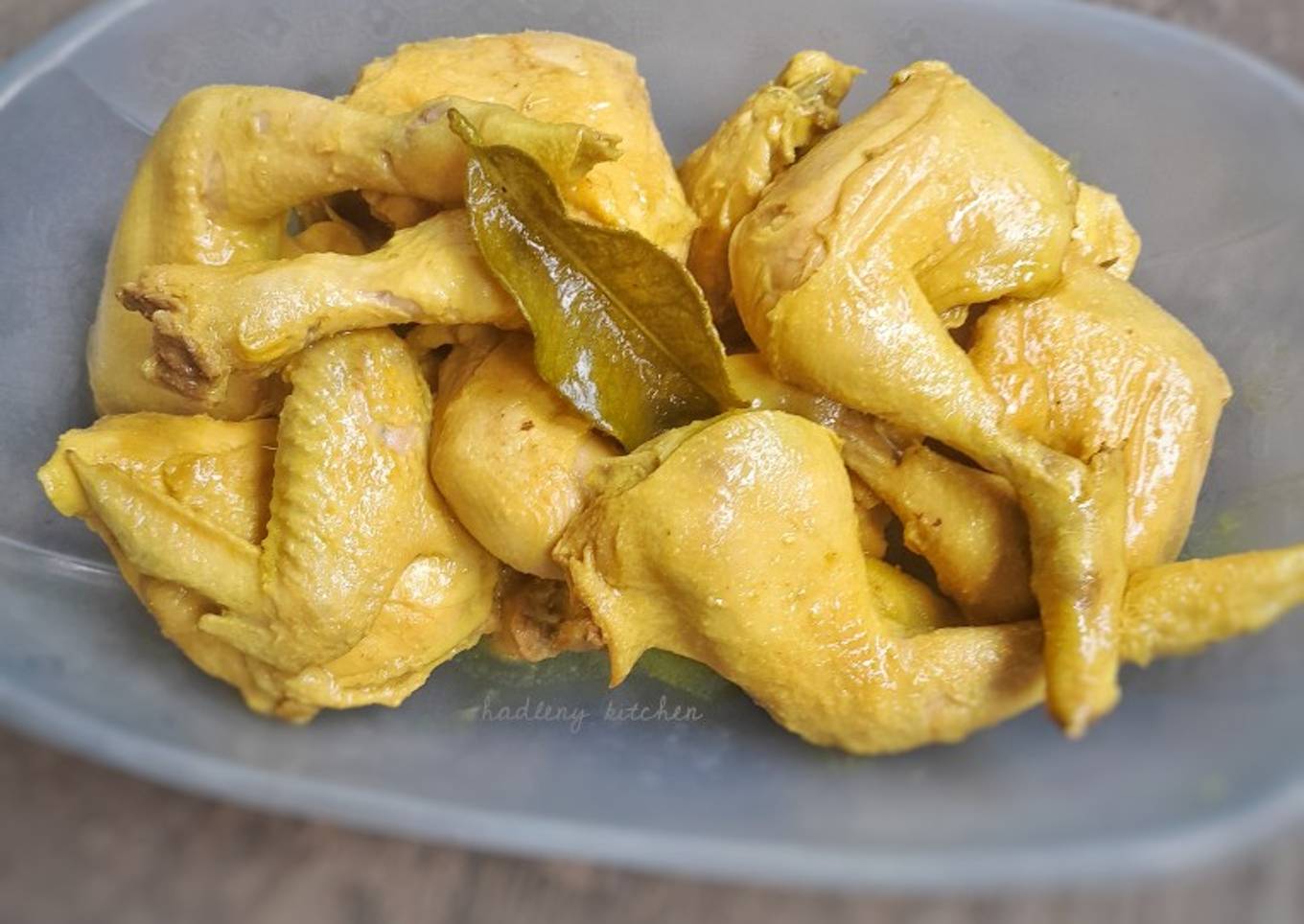 Cara Gampang Membuat Ungkep Ayam Bumbu Kuning Daun Jeruk, Sempurna