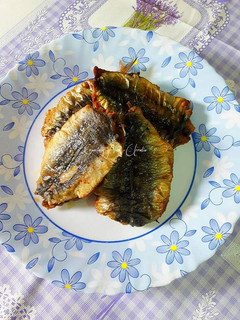 Una foto de Montaditos de sardinas con majado de cardamomo y algunas cositas
