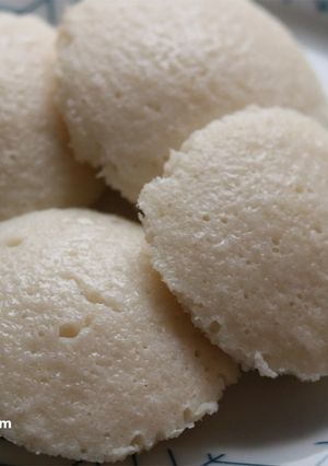 A picture of Idli With Idli Rava.