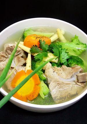 Hình của món Canh Bông Cải Nấu Sườn.