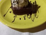 Brownie con helado 😘😋😋