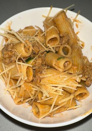 A picture of Pork sausage rigatoni Rosa.
