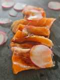 Sashimi de salmón