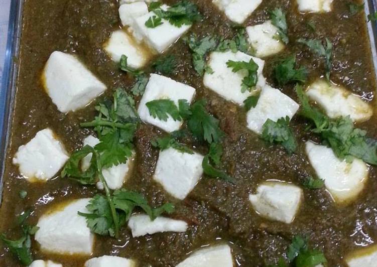 How to Make Super Quick Homemade Palak Paneer