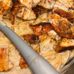 A picture of Basic Chicken Alfredo.