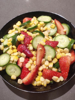 A picture of Mix Salad.