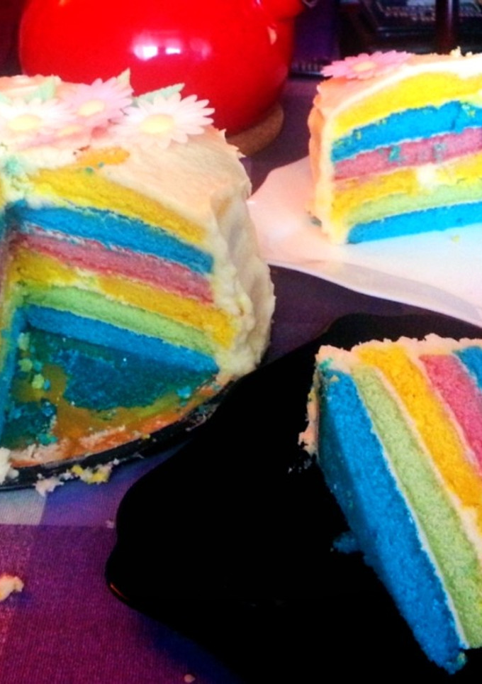 Una foto de Rainbow cake