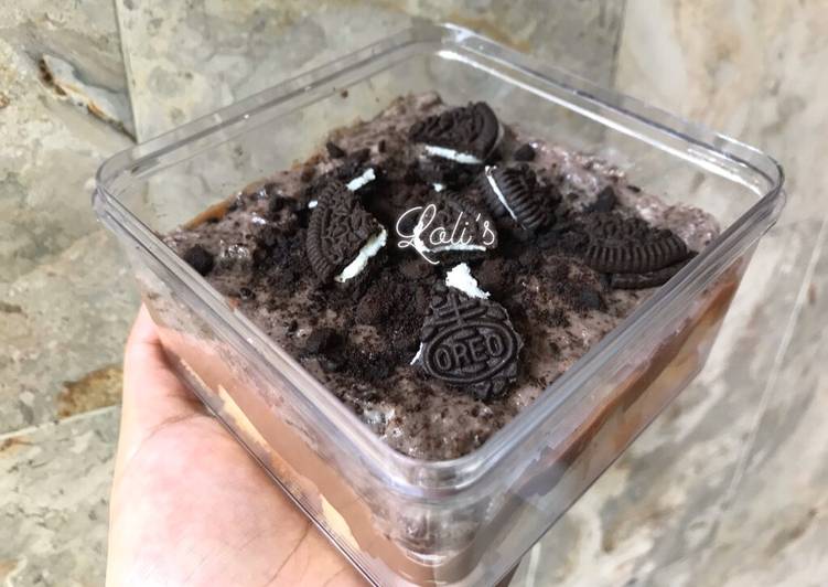 Oreo Triffle Dessert Box
