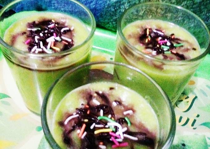 Juice Alpukat Topping Coklat foto resep utama
