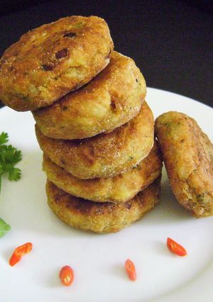 A picture of Arbi Cutlet.