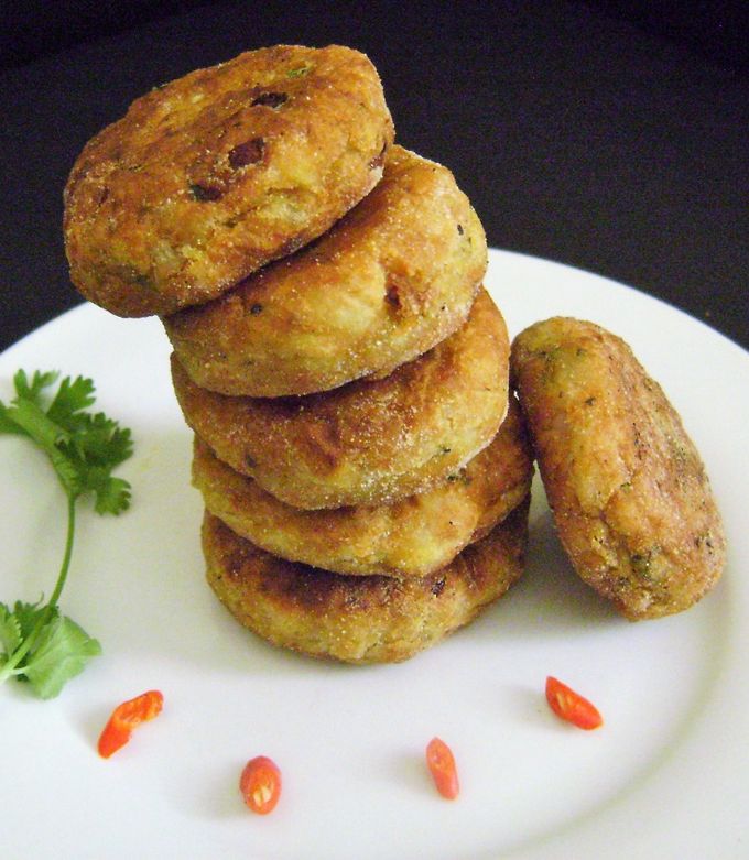 A picture of Arbi Cutlet.